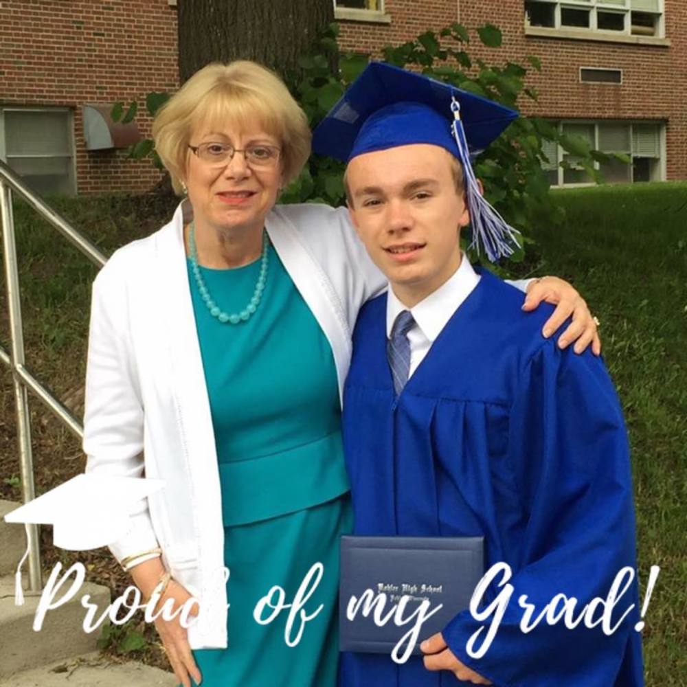 Meet your Posher, Evelyn